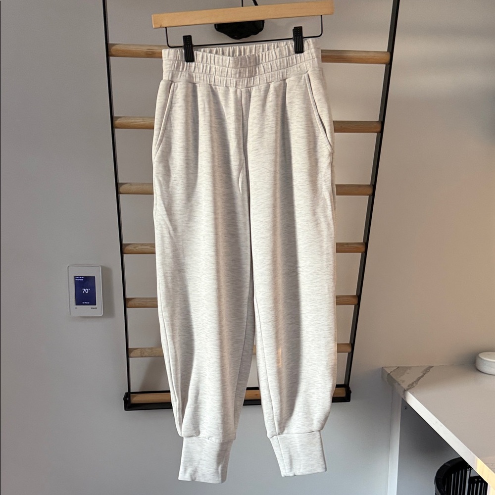 Varley Slim cuff pant 25” size XS
